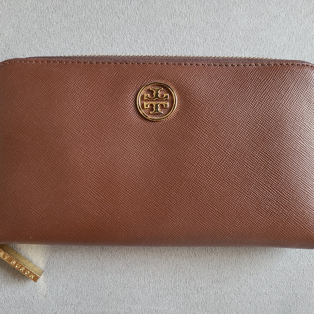 Tory Burch Brown Robinson Zip Around Wallet